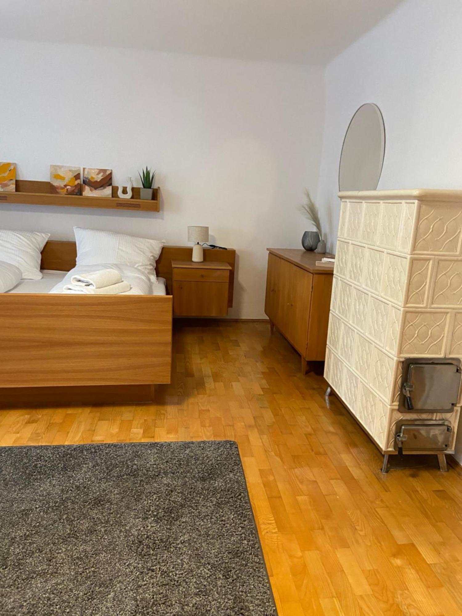 Zentrale Wohnung Gmunden Alte Baeckerei エクステリア 写真